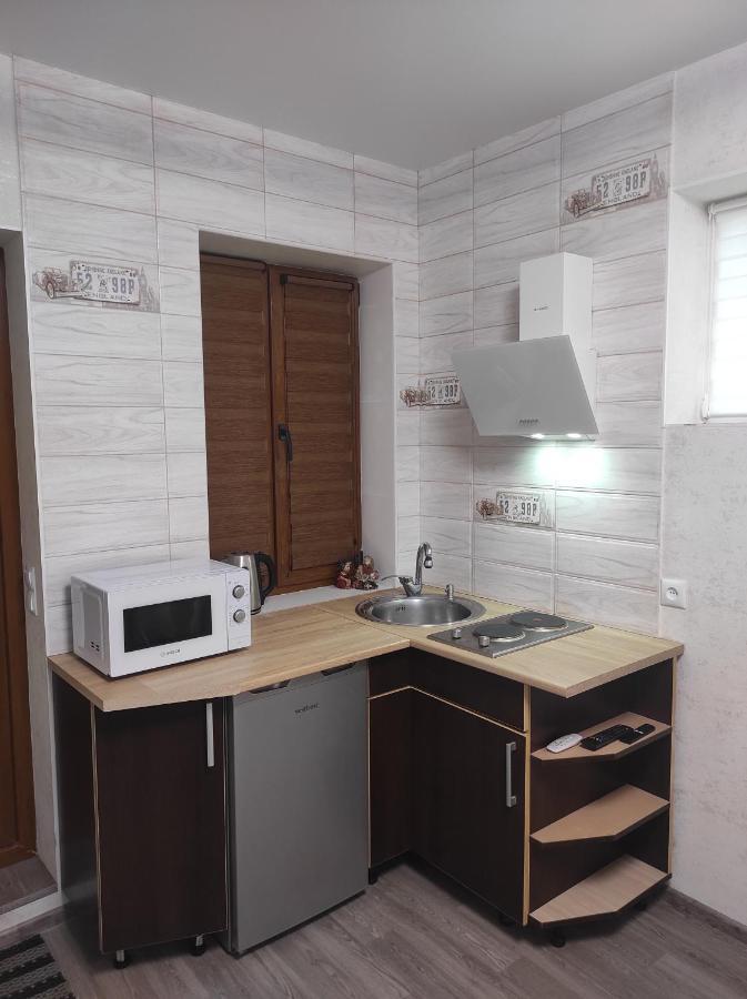 Таунхаус Біля Жд Вокзала Vinnytsia Ngoại thất bức ảnh